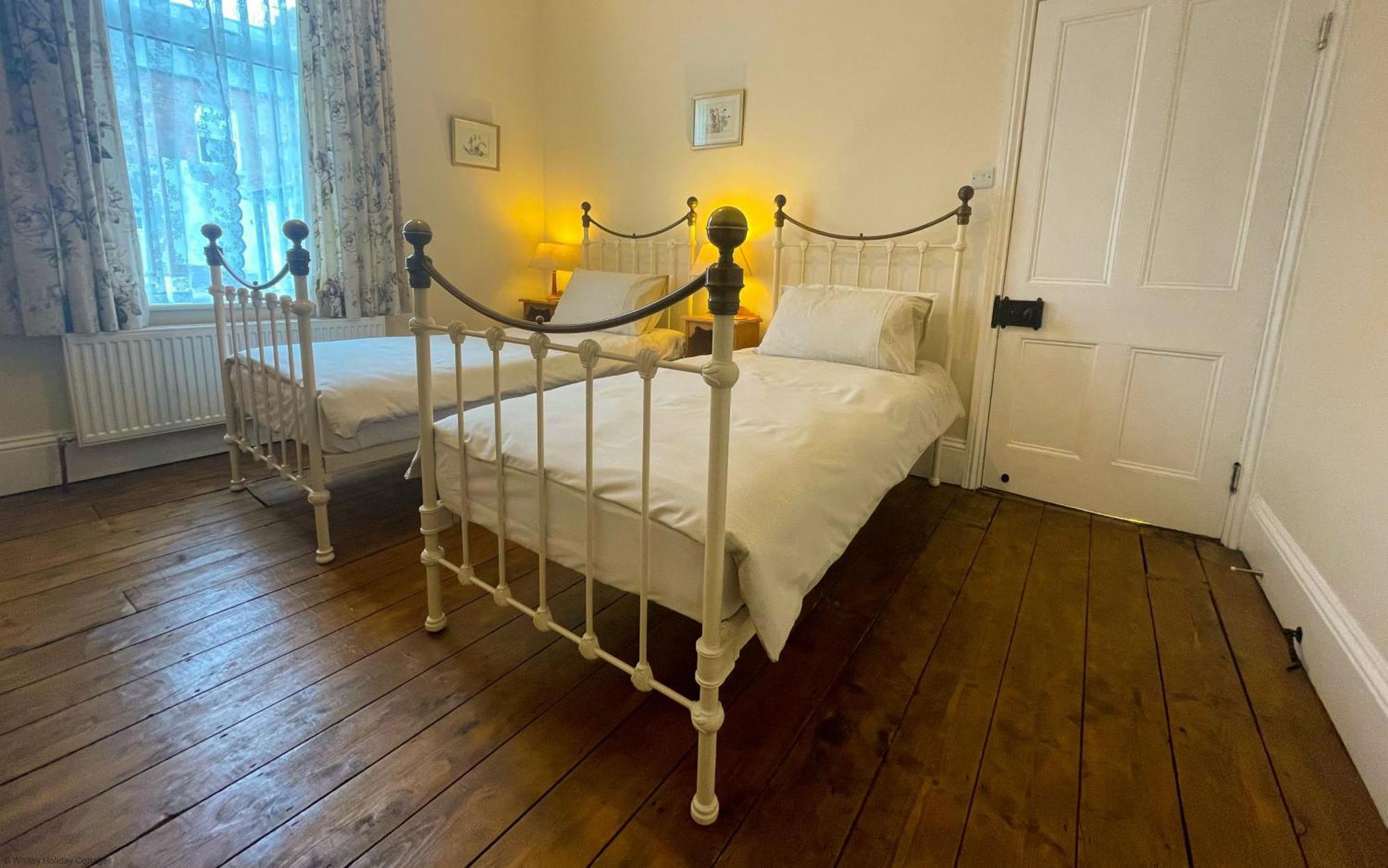 Deerness, 4Star Gold Award 2024, Whitby Villa ภายนอก รูปภาพ
