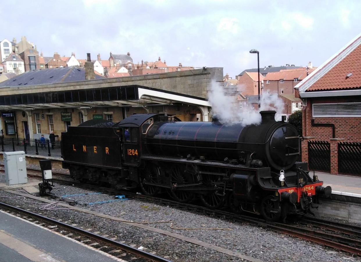 Deerness, 4Star Gold Award 2024, Whitby Villa ภายนอก รูปภาพ